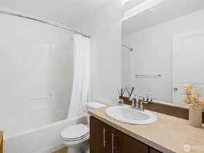 15720 Manor Way E5, Lynnwood WA 98087