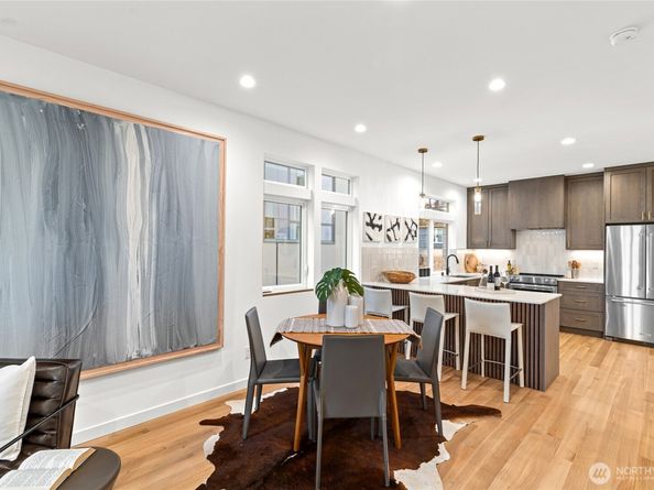 311 17th Avenue E, Seattle WA 98112