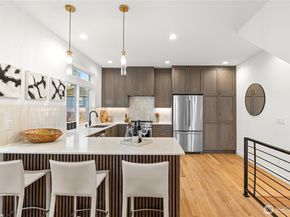 311 17th Avenue E, Seattle WA 98112