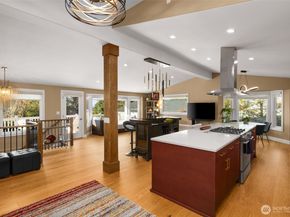 4724 Gardner Avenue, Everett WA 98203