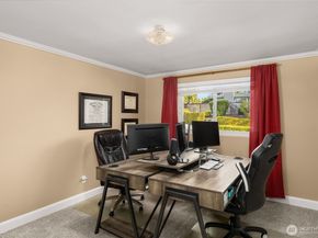 4724 Gardner Avenue, Everett WA 98203