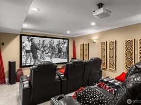 4724 Gardner Avenue, Everett WA 98203