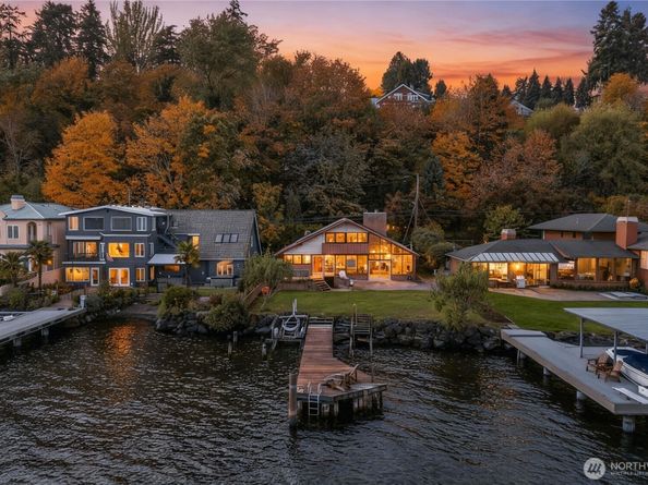 14026 Riviera Place NE, Seattle WA 98125