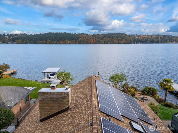 14026 Riviera Place NE, Seattle WA 98125