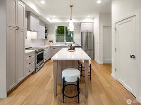 10045 8th Avenue NW, Seattle WA 98177