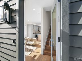 10045 8th Avenue NW, Seattle WA 98177