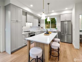 10045 8th Avenue NW, Seattle WA 98177