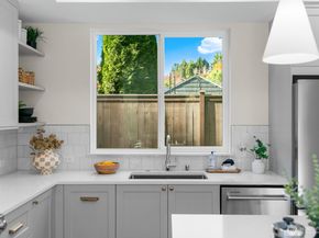 10045 8th Avenue NW, Seattle WA 98177