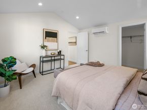 10045 8th Avenue NW, Seattle WA 98177