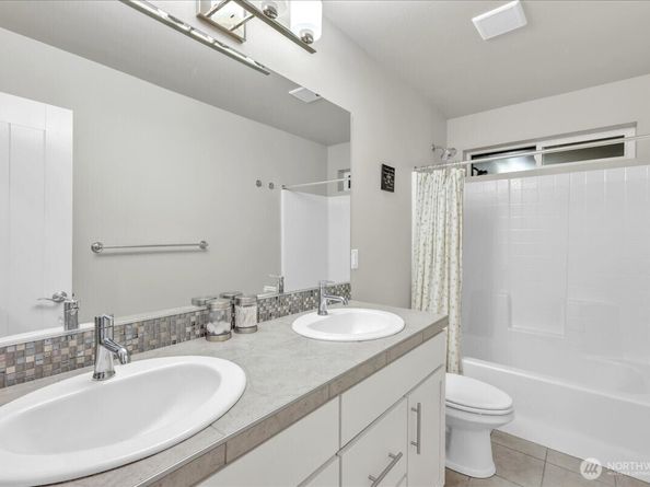 3067 S 276th Court, Auburn WA 98001