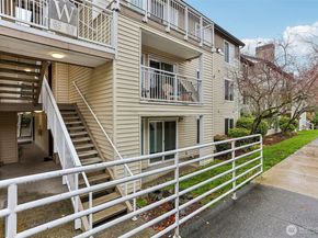 12303 Harbour Pointe Boulevard W101, Mukilteo WA 98275