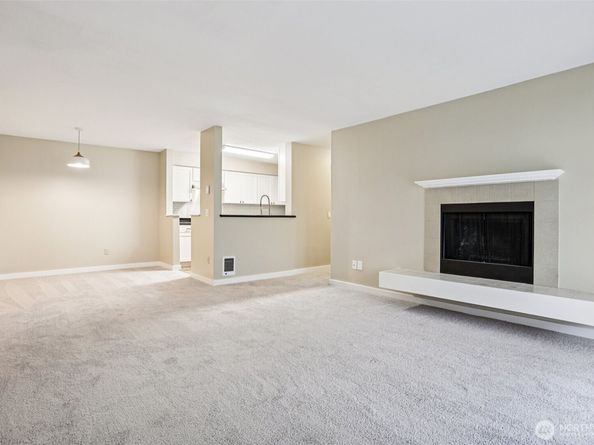 12303 Harbour Pointe Boulevard W101, Mukilteo WA 98275