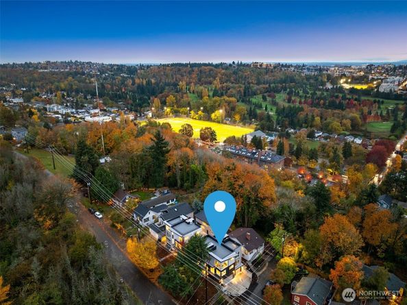 4411 21st Avenue SW, Seattle WA 98106