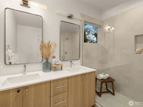 4411 21st Avenue SW, Seattle WA 98106