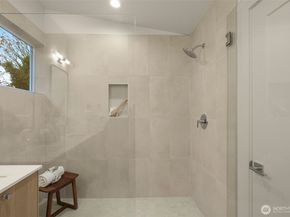 4411 21st Avenue SW, Seattle WA 98106