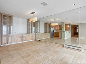 3717 Beach Drive SW 214, Seattle WA 98116