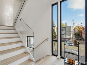 11231 Greenwood Avenue N A, Seattle WA 98133