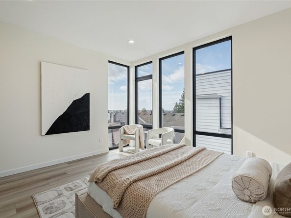 11231 Greenwood Avenue N A, Seattle WA 98133