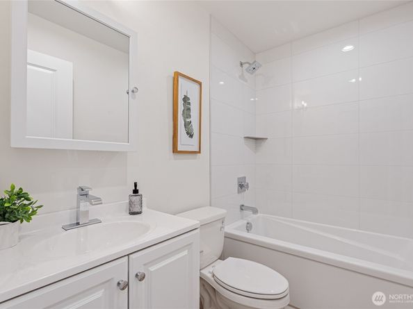 11231 Greenwood Avenue N A, Seattle WA 98133