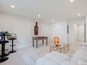 11231 Greenwood Avenue N A, Seattle WA 98133