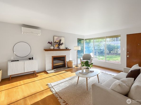 11144 Woodward Avenue S, Seattle WA 98178