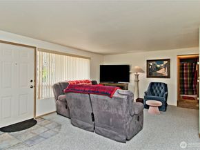 22909 59th Avenue W, Mountlake Terrace WA 98043