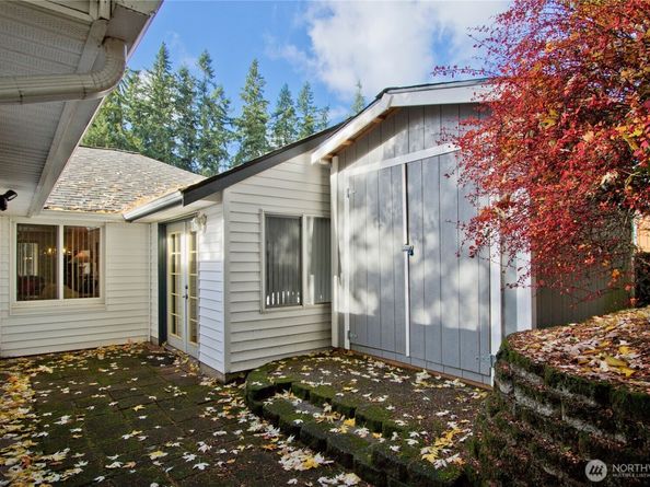 22909 59th Avenue W, Mountlake Terrace WA 98043