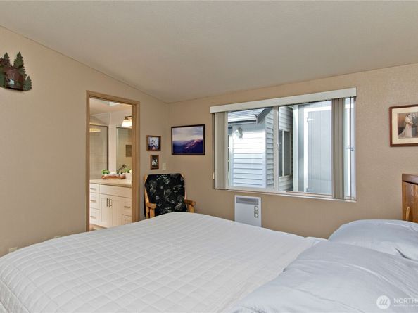 22909 59th Avenue W, Mountlake Terrace WA 98043