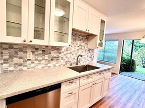 19414 Aurora Avenue N 107, Shoreline WA 98133