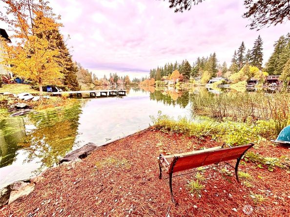 19414 Aurora Avenue N 107, Shoreline WA 98133