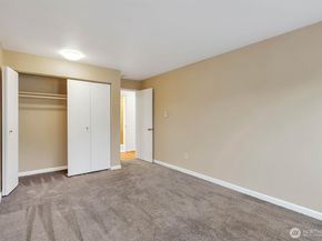 19414 Aurora Avenue N 107, Shoreline WA 98133