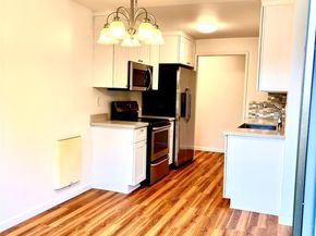 19414 Aurora Avenue N 107, Shoreline WA 98133