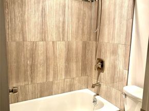 19414 Aurora Avenue N 107, Shoreline WA 98133