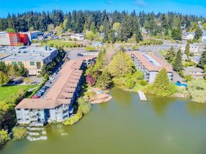 19414 Aurora Avenue N 107, Shoreline WA 98133