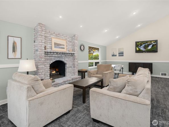 14200 NE 171st Street E105, Woodinville WA 98072