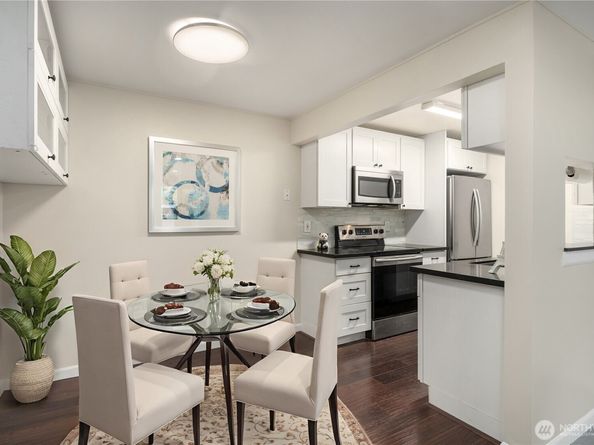 14200 NE 171st Street E105, Woodinville WA 98072