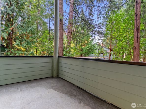 155 S 330th Street D, Federal Way WA 98003