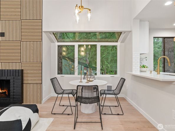 155 S 330th Street D, Federal Way WA 98003