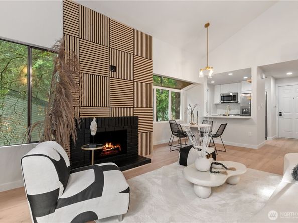 155 S 330th Street D, Federal Way WA 98003