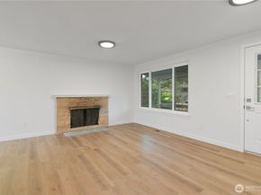 120 NE 166th Street, Shoreline WA 98155