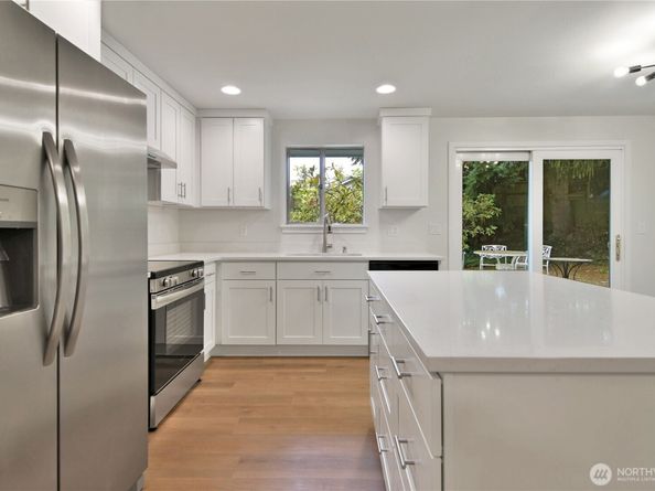 120 NE 166th Street, Shoreline WA 98155