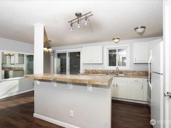 27017 Tamsen Avenue NW, Poulsbo WA 98370