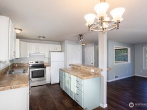 27017 Tamsen Avenue NW, Poulsbo WA 98370