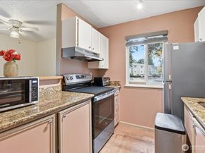 12515 NE 132nd Court A101, Kirkland WA 98034