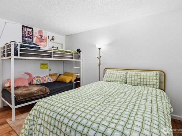 12515 NE 132nd Court A101, Kirkland WA 98034