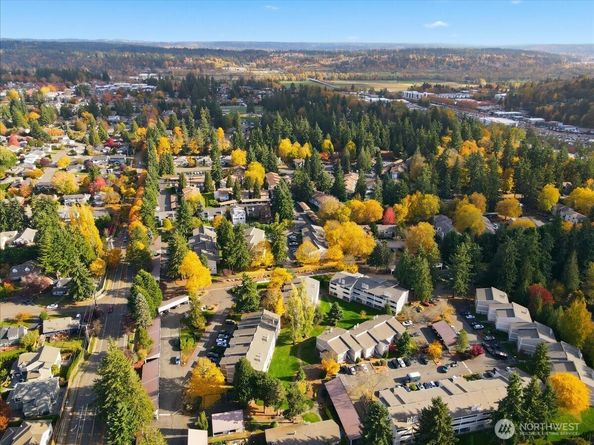 12515 NE 132nd Court A101, Kirkland WA 98034