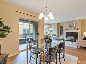 900 Aurora Avenue N 204, Seattle WA 98109