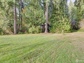 16051 SE 16th Street, Bellevue WA 98008