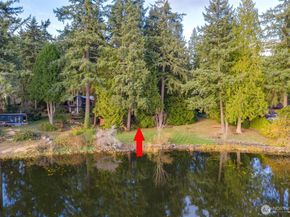 16051 SE 16th Street, Bellevue WA 98008