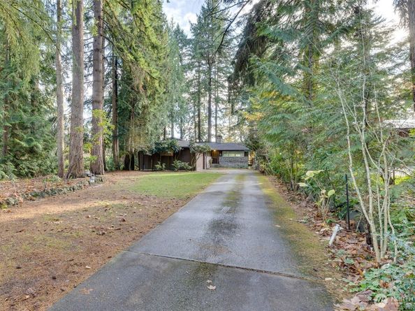 16051 SE 16th Street, Bellevue WA 98008